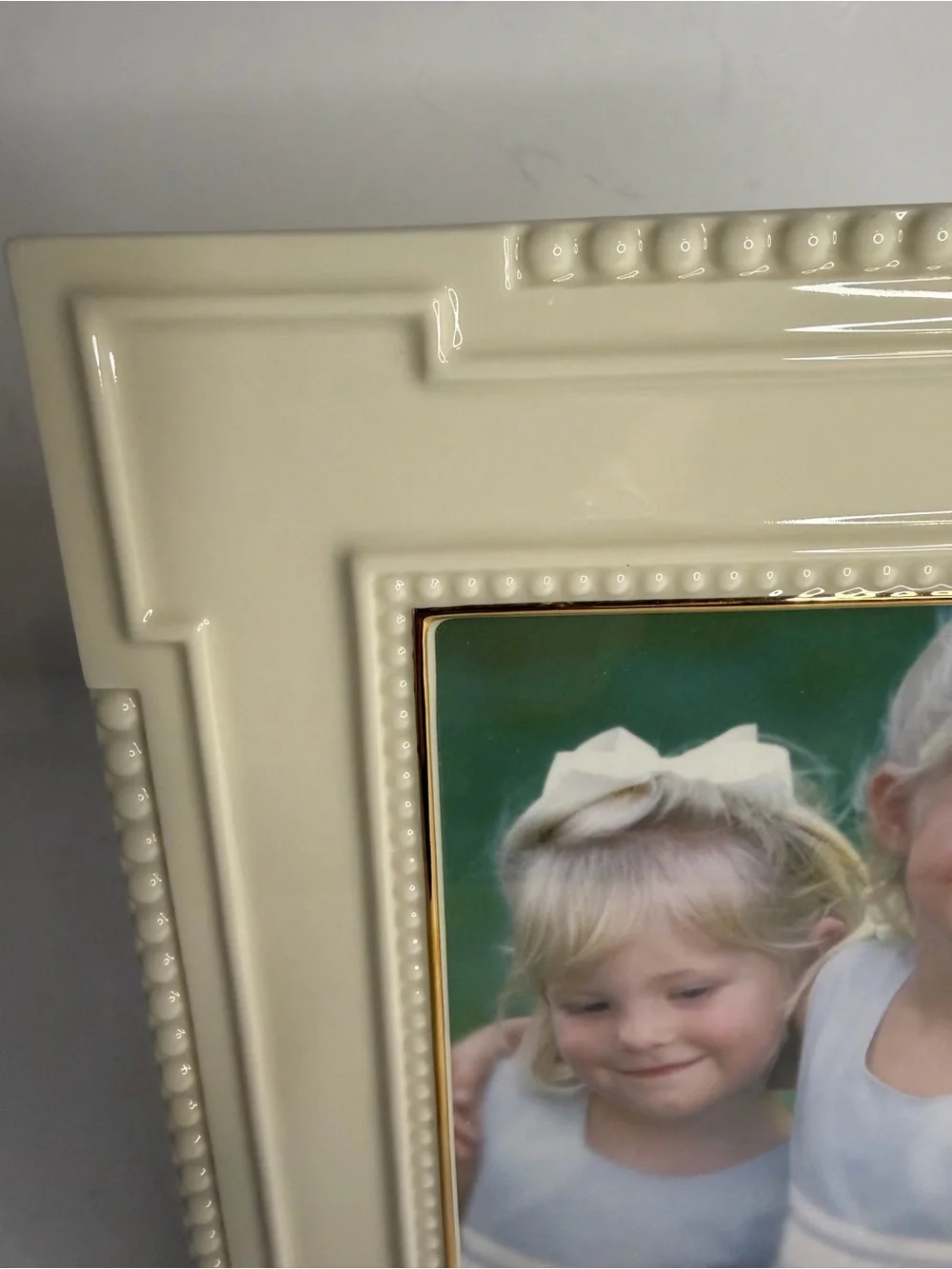 Lenox Portrait Gallery 5x7 Picture Frame Ivory Porcelain Gold Trim Beaded Design
